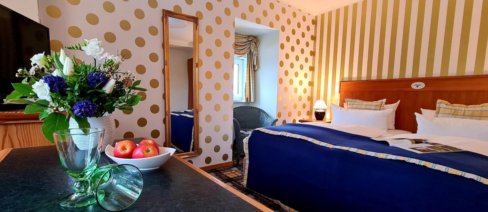 Hotel Schieferhof - Glaslust Neuhaus am Rennweg Bagian luar foto