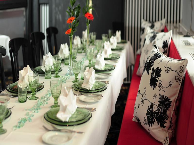 Hotel Schieferhof - Glaslust Neuhaus am Rennweg Bagian luar foto