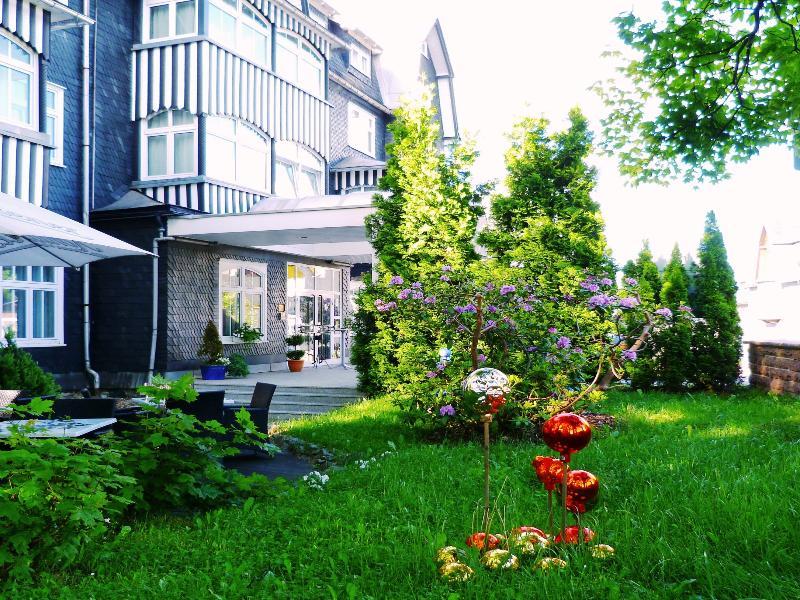 Hotel Schieferhof - Glaslust Neuhaus am Rennweg Bagian luar foto